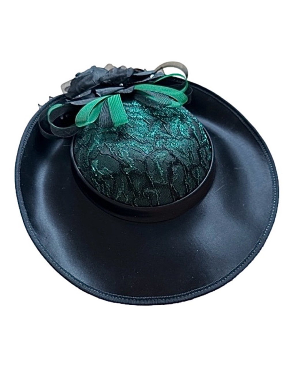 Vintage 80's Black Satin Green Lace Hatinator Fascinator Cocktail Hat Horse Race